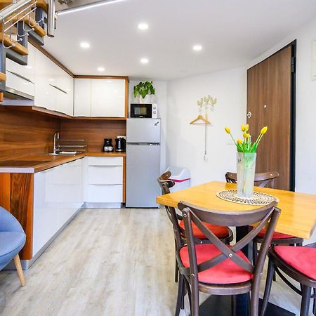 The Happy Loft Apartment Ljubljana Bagian luar foto