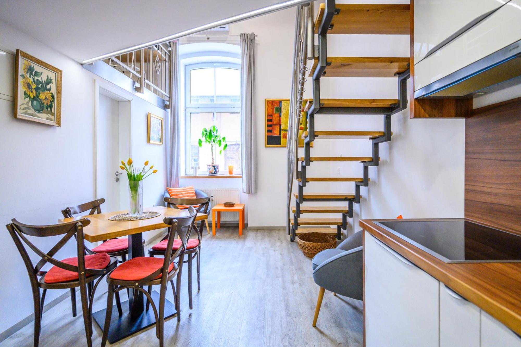 The Happy Loft Apartment Ljubljana Bagian luar foto